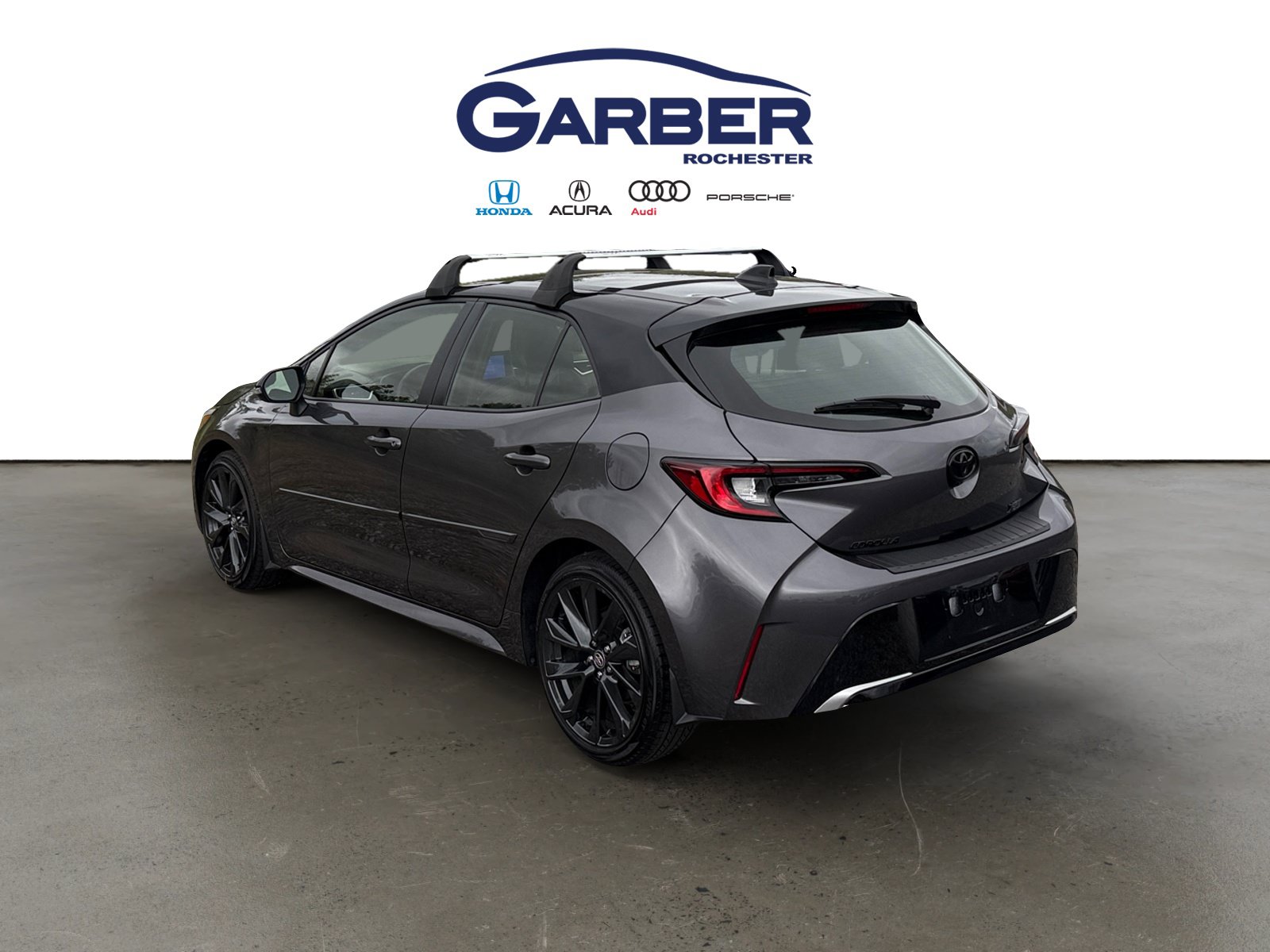 Used 2025 Toyota Corolla XSE FWD image 3