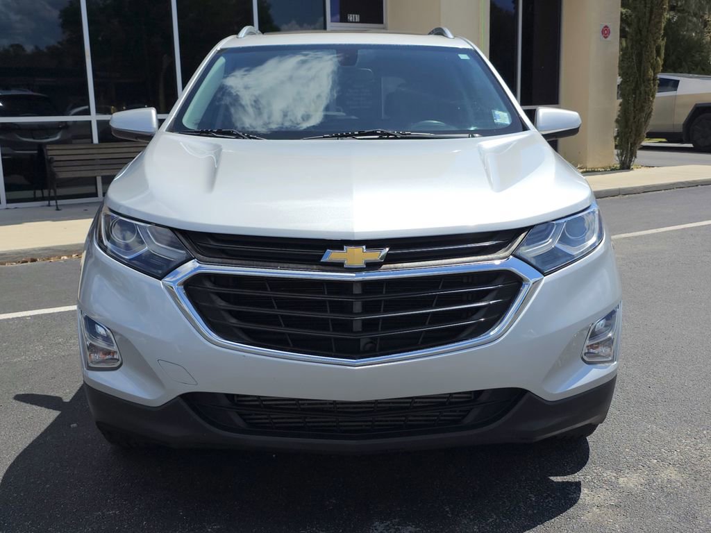 Used 2018 Chevrolet Equinox LT w/ Sun & Infotainment Package image 2