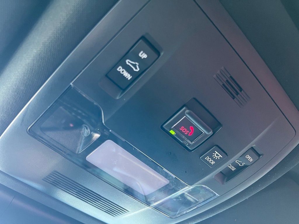 Used 2022 Lexus ES 350 F Sport image 37