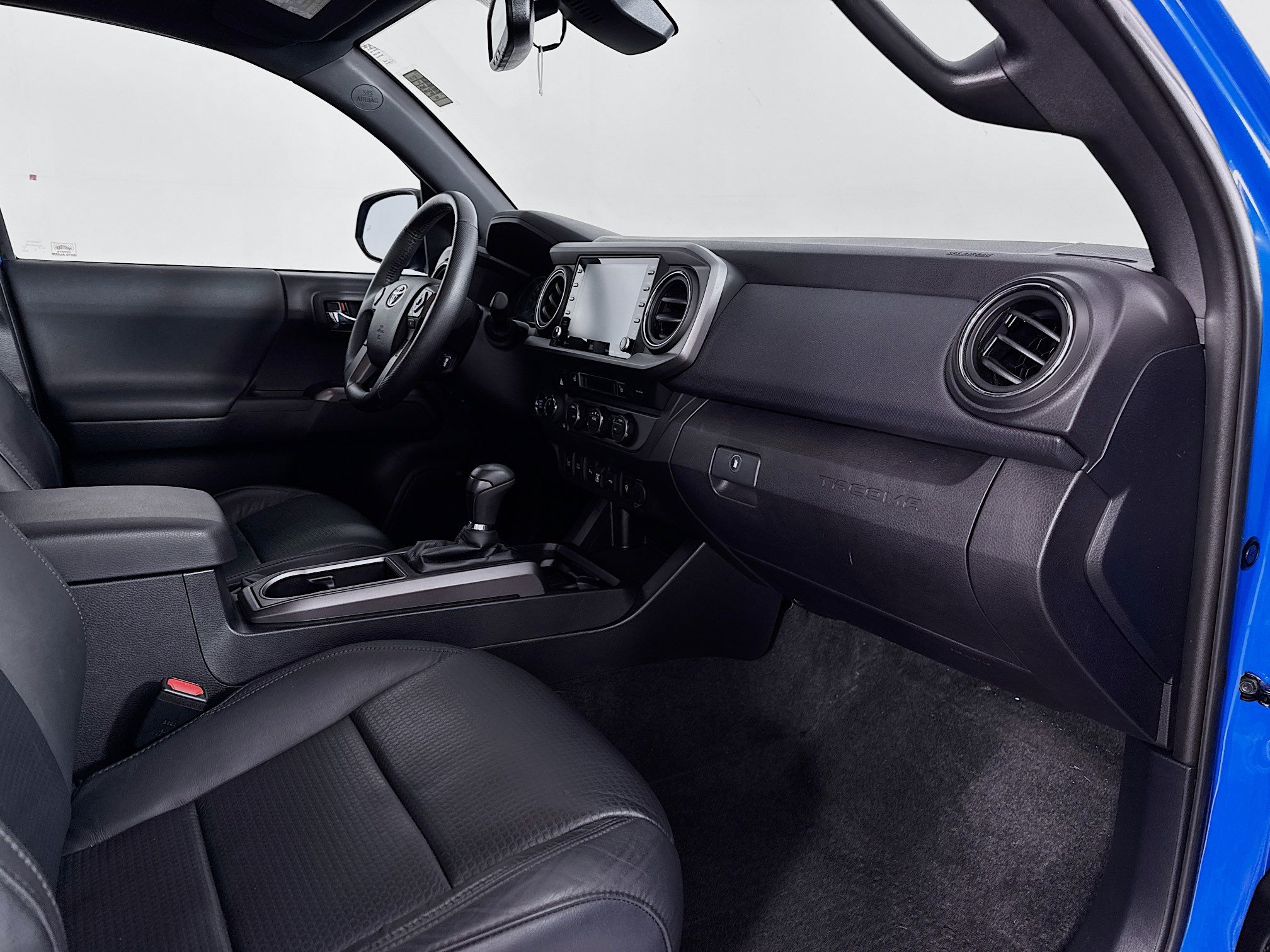 Certified 2021 Toyota Tacoma TRD Off-Road w/ TRD Premium Off Road Package AWD/4WD image 31