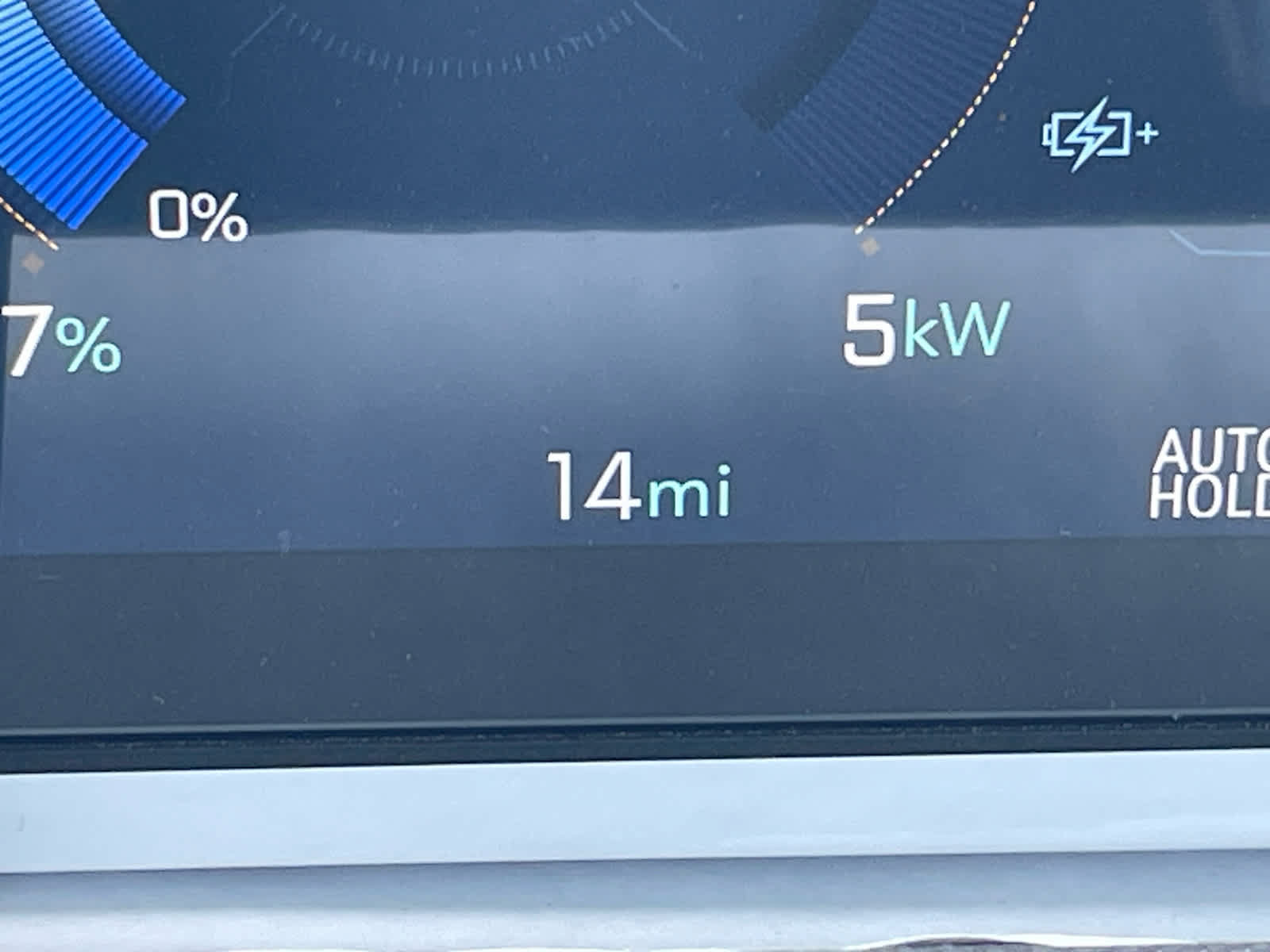 New 2025 Chevrolet Brightdrop 600 AWD/4WD image 2