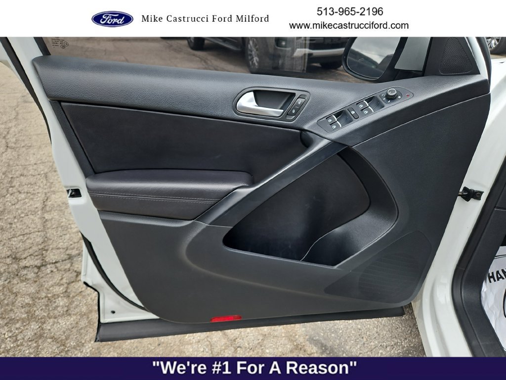 Used 2017 Volkswagen Tiguan Wolfsburg Edition AWD/4WD image 22