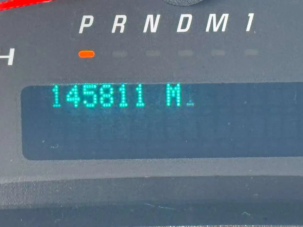 Used 2016 Chevrolet Express 2500 RWD image 17