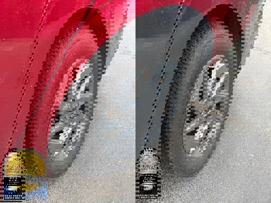 Used 2024 Hyundai Elantra SEL image 20