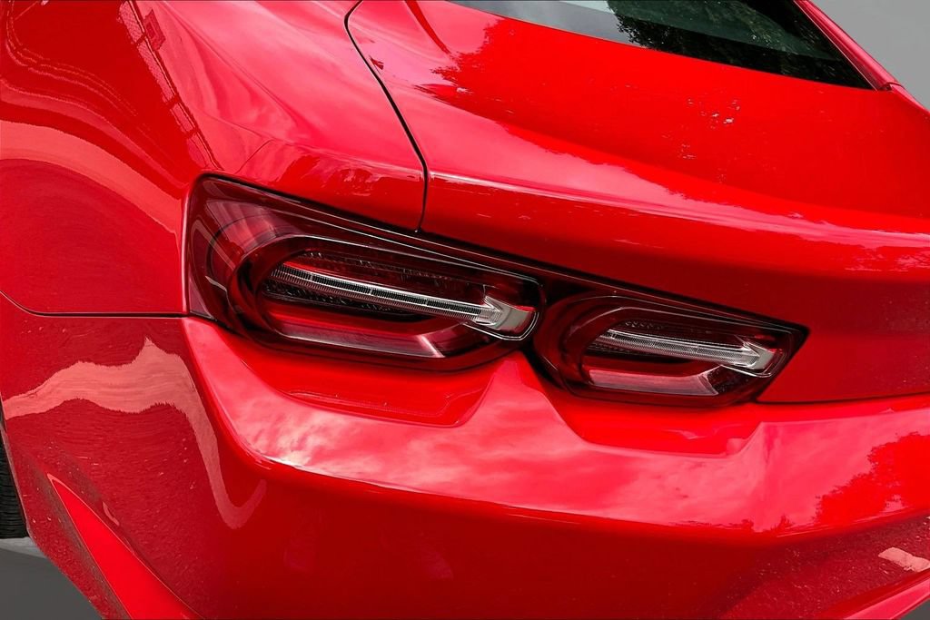 Used 2022 Chevrolet Camaro LT w/ Technology Package RWD image 20