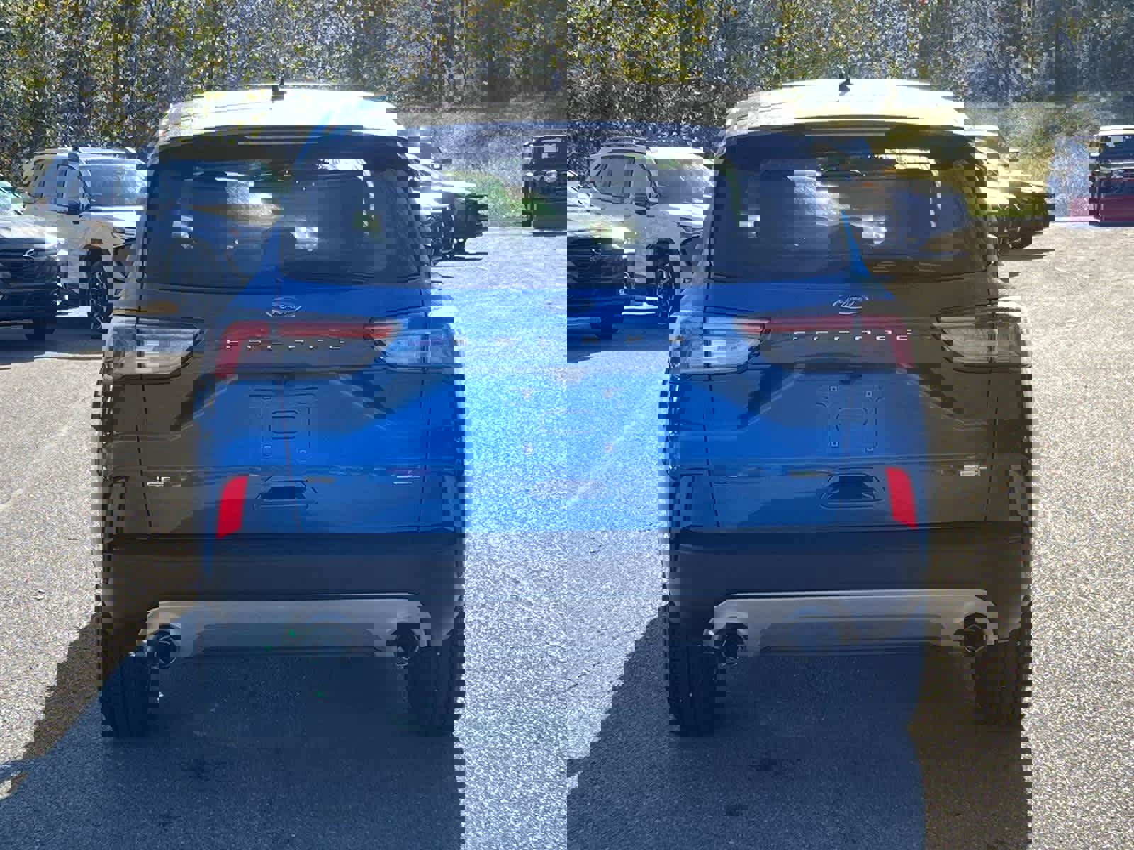 Used 2020 Ford Escape SE image 4