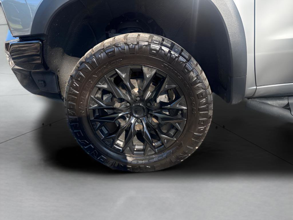 Used 2024 Chevrolet Silverado 1500 ZR2 AWD/4WD image 10
