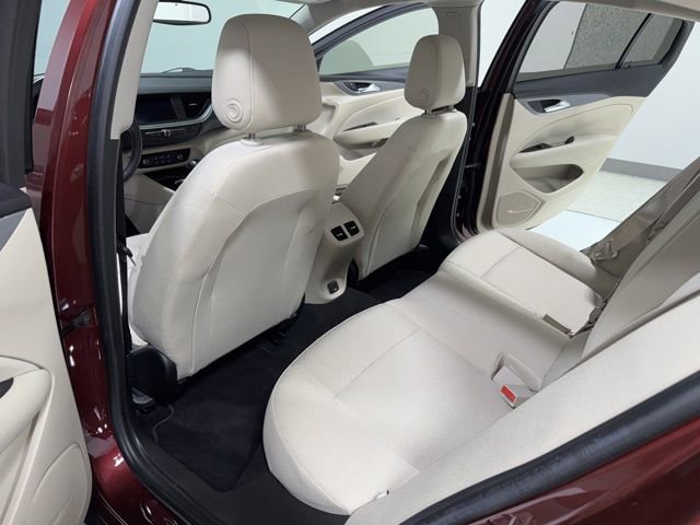 Used 2020 Buick Regal Preferred FWD image 23