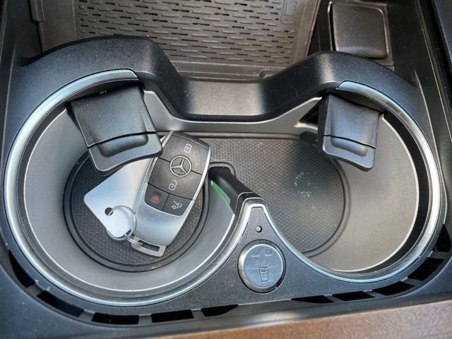 Used 2023 Mercedes-Benz GLS 450 4MATIC image 20