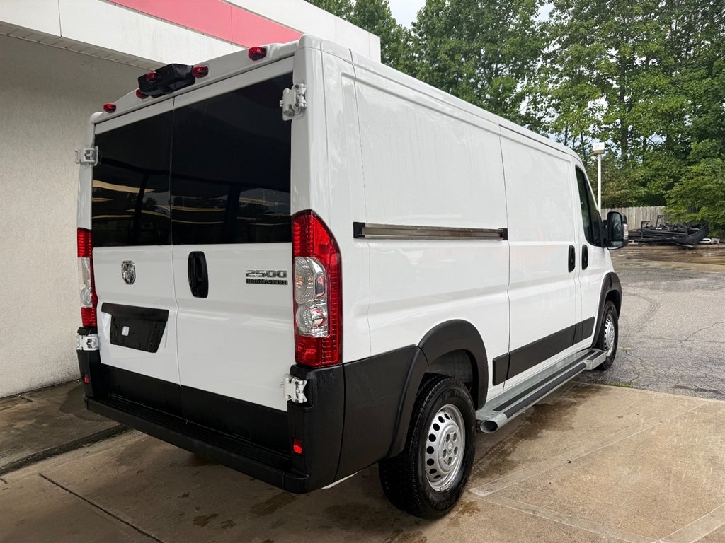Used 2025 RAM ProMaster 2500 w/ U-Haul Equipment Group FWD image 3