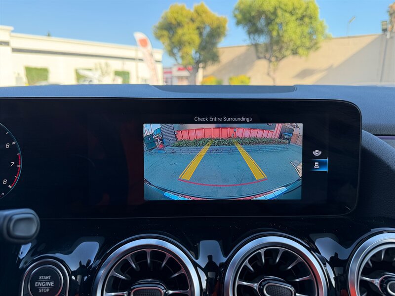 Used 2022 Mercedes-Benz GLA 35 AMG 4MATIC image 24