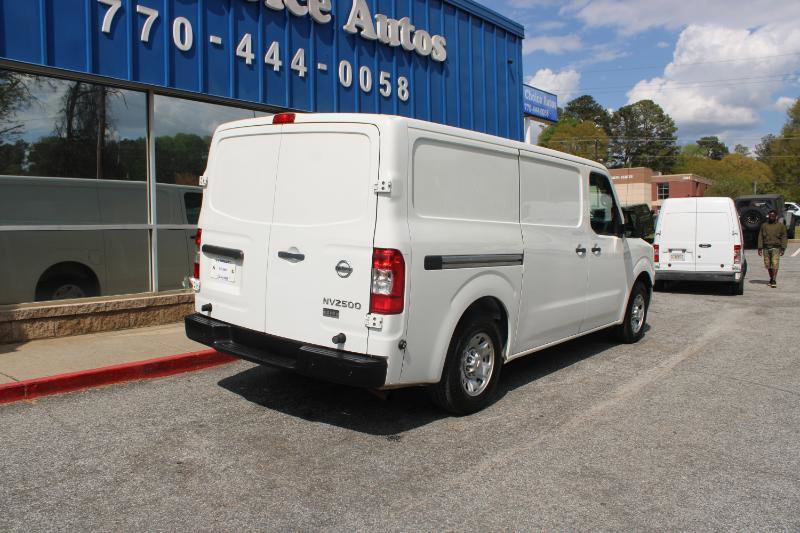 Used 2016 Nissan NV 2500 SV w/ Technology Package RWD image 5