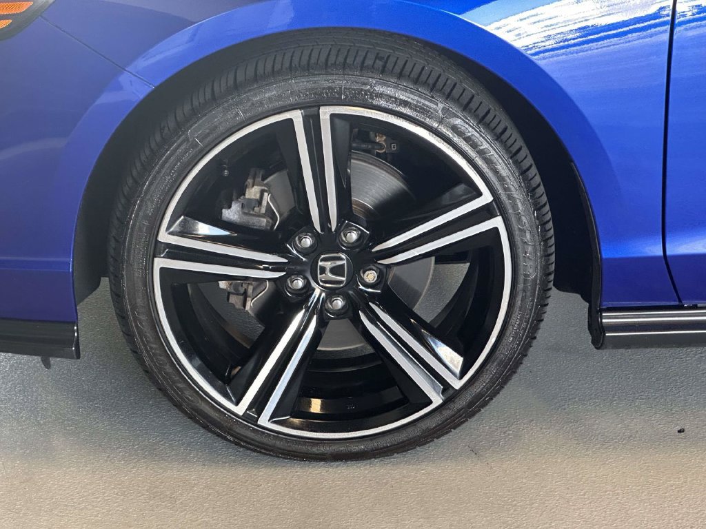 Used 2023 Honda Accord Sport image 9
