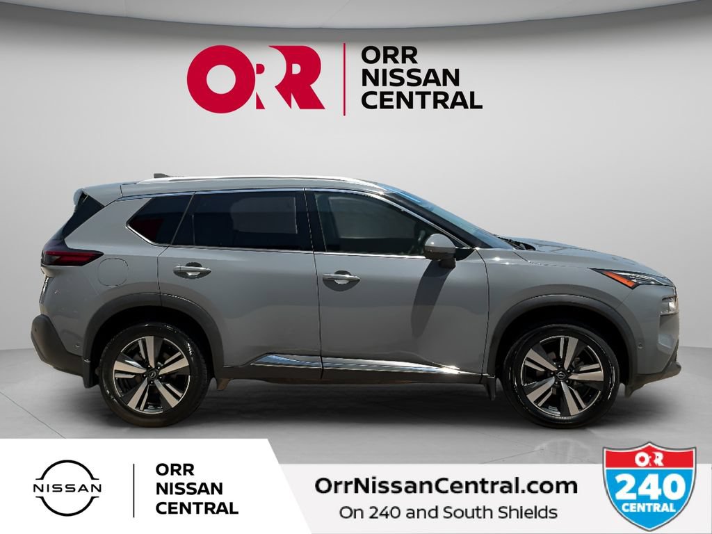 Used 2023 Nissan Rogue SL w/ SL Premium Package FWD image 4