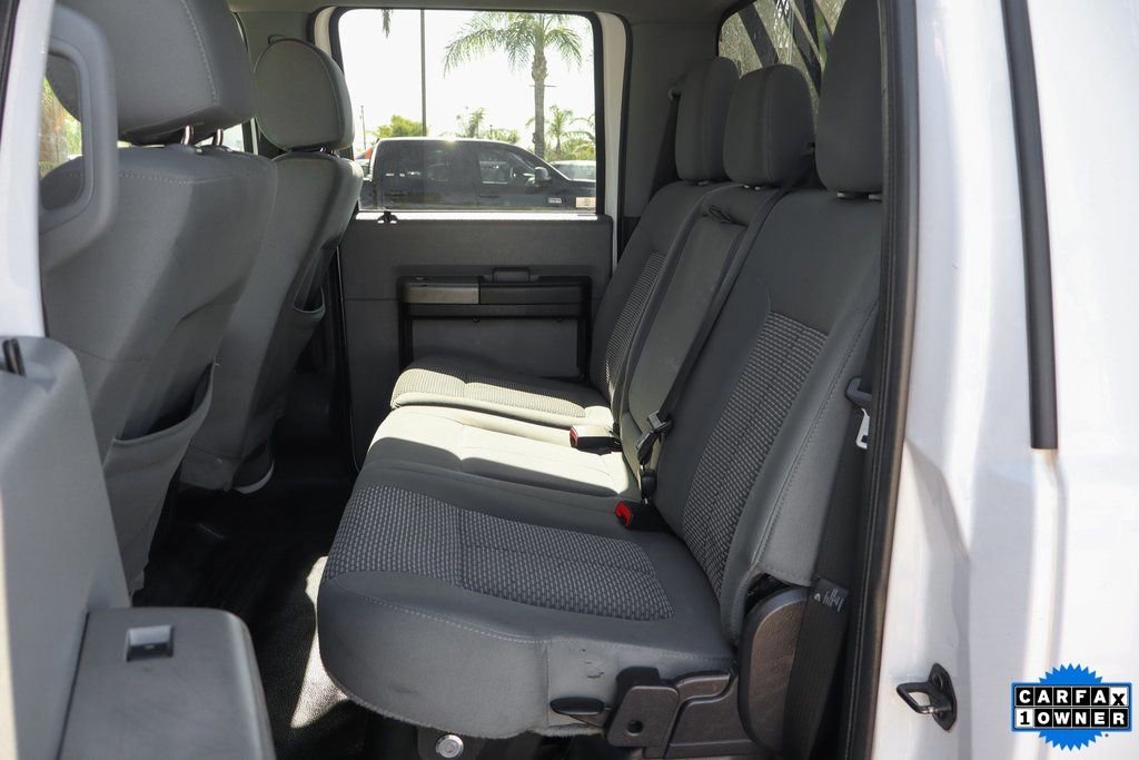Used 2016 Ford F550 4x4 Crew Cab Super Duty image 32
