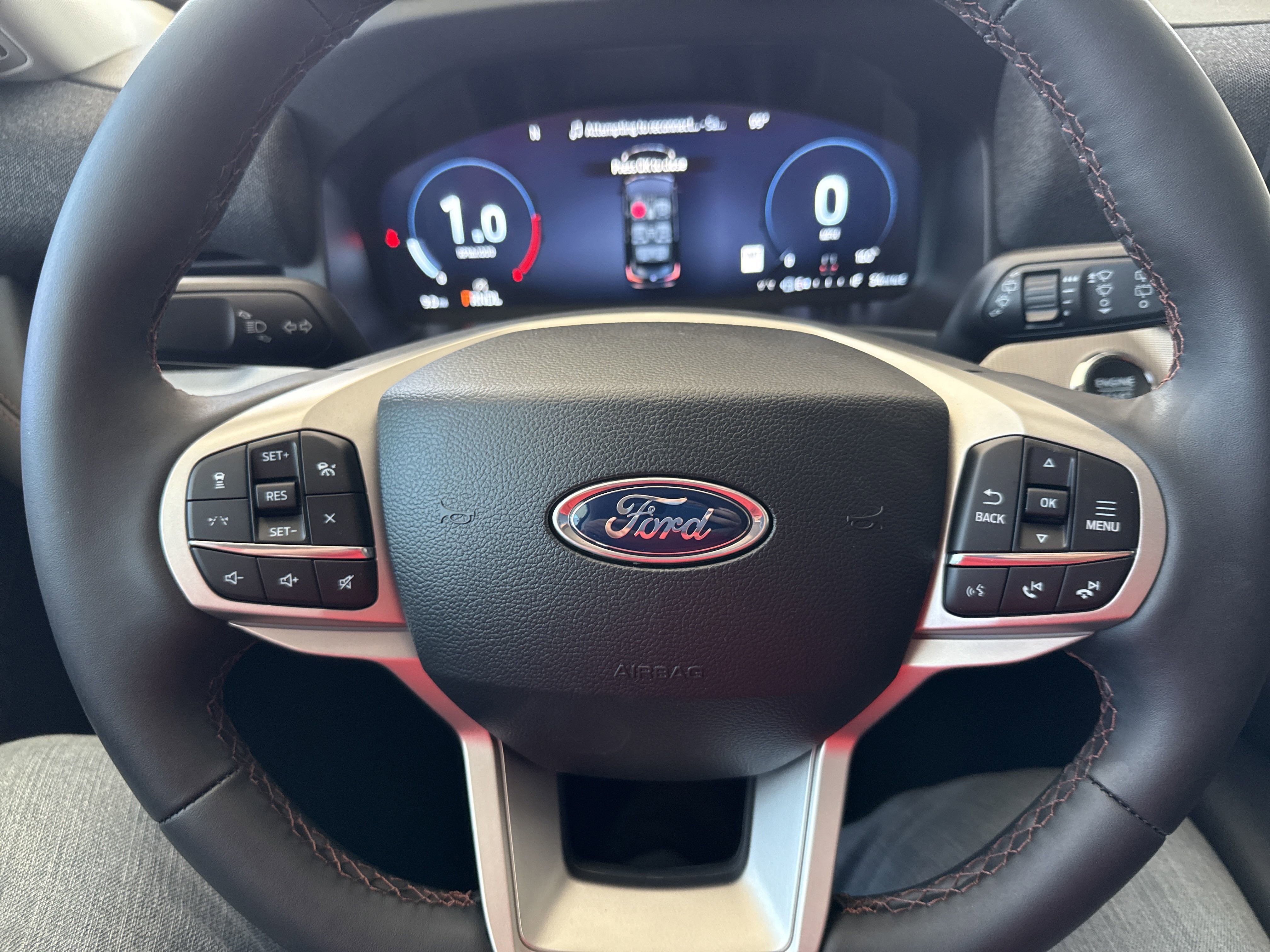 New 2025 Ford Explorer Active image 31