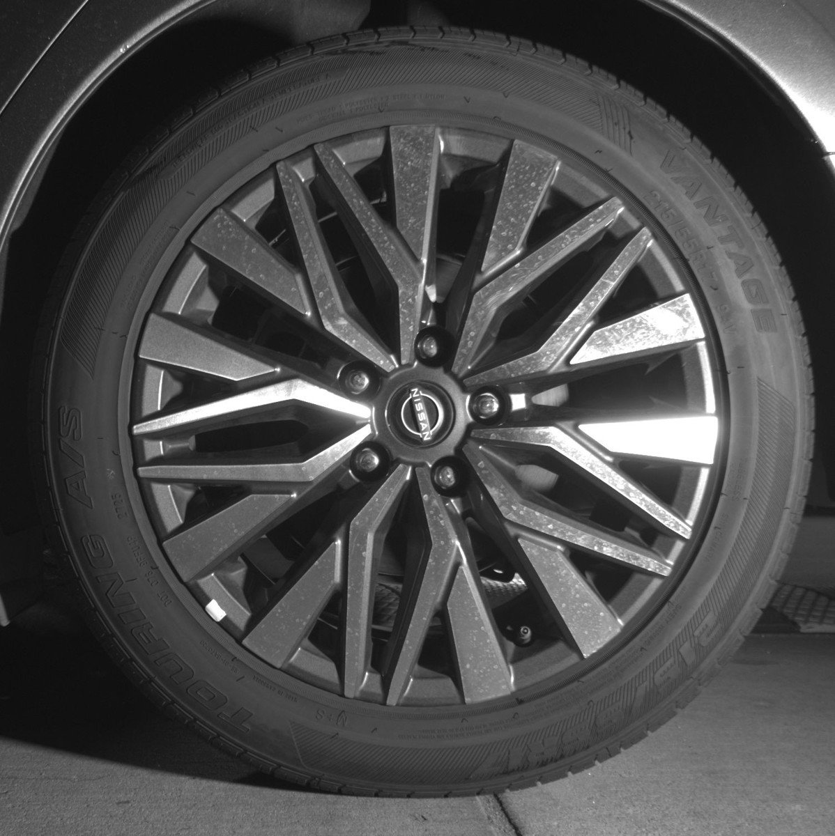 Used 2025 Nissan Altima 2.5 SV image 14