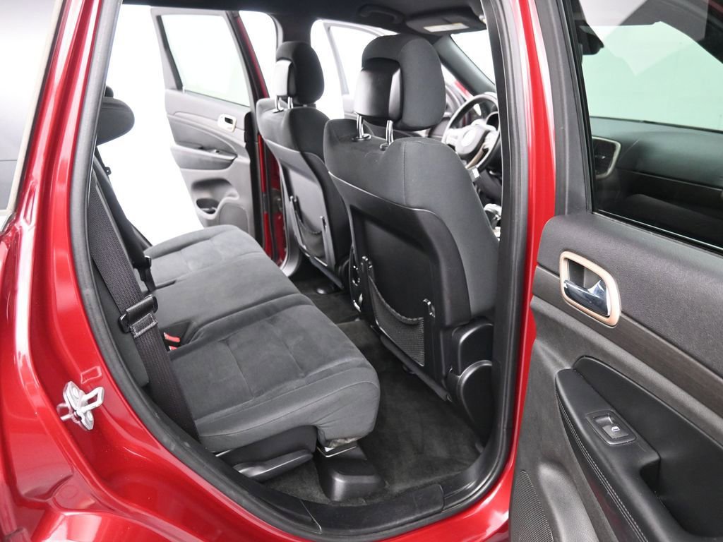 Used 2015 Jeep Grand Cherokee Laredo w/ Quick Order Package 23E image 17