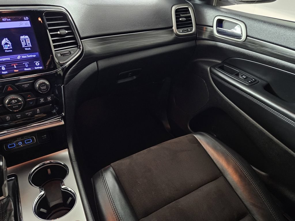 Used 2020 Jeep Grand Cherokee Altitude RWD image 7