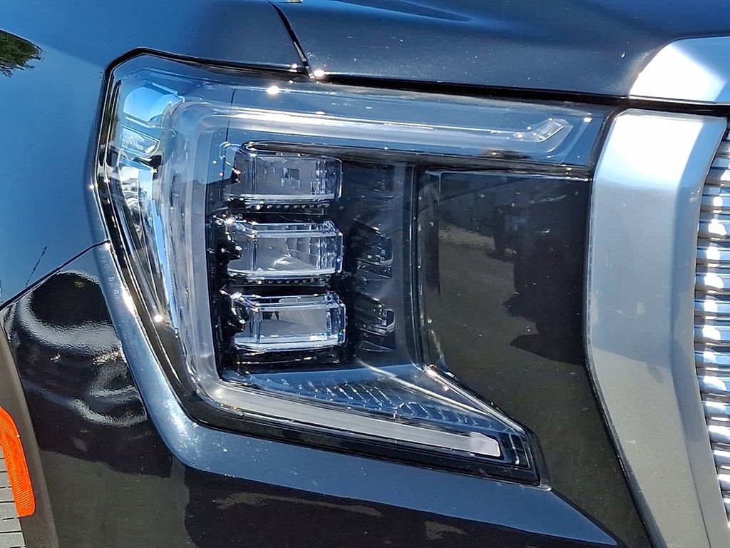 Certified 2024 GMC Yukon XL Denali w/ Advanced Technology Package image 9