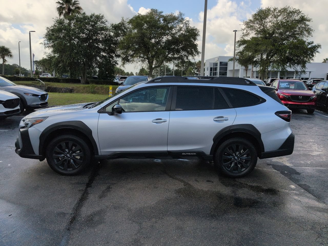 Used 2024 Subaru Outback Onyx Edition XT AWD/4WD image 7