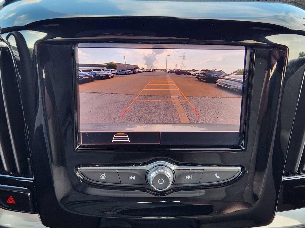 Used 2023 Chevrolet Traverse LS FWD image 20