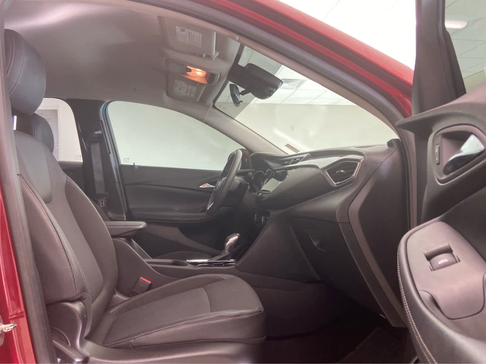 Used 2022 Buick Encore GX Select w/ Sport Touring Package image 14