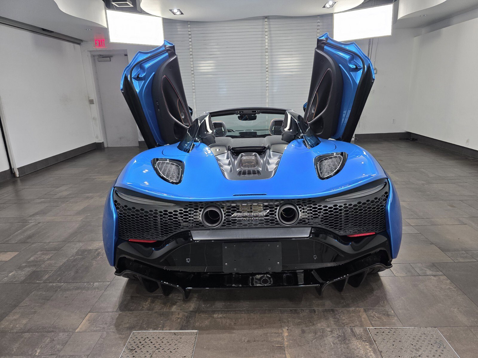 New 2026 McLaren Artura Spider image 27