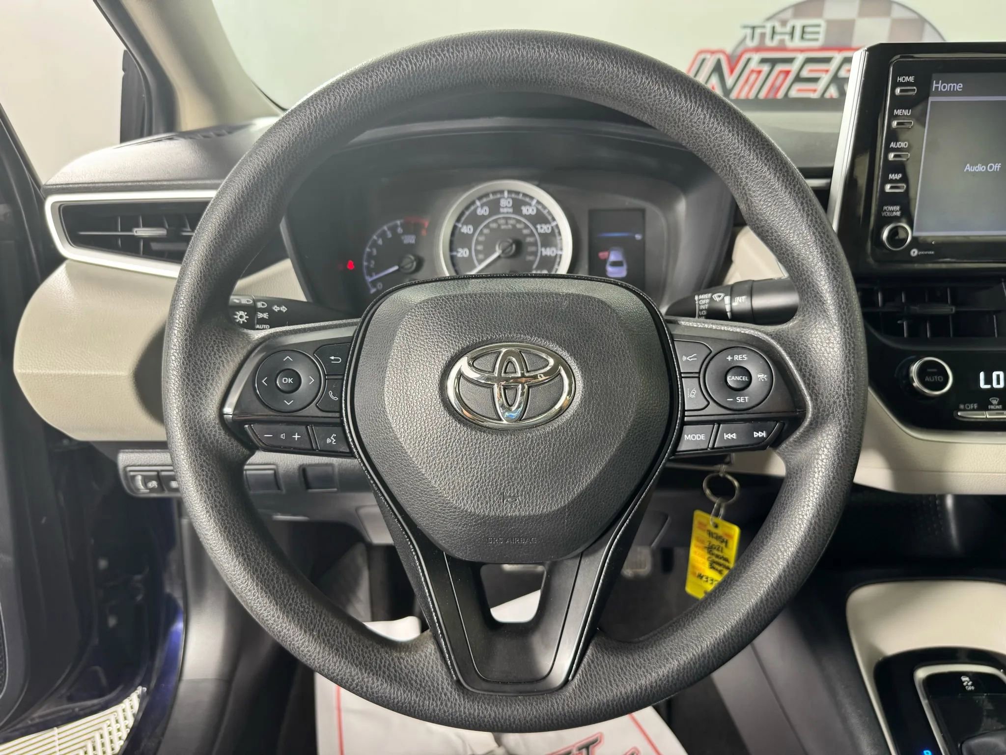 Used 2021 Toyota Corolla LE image 13