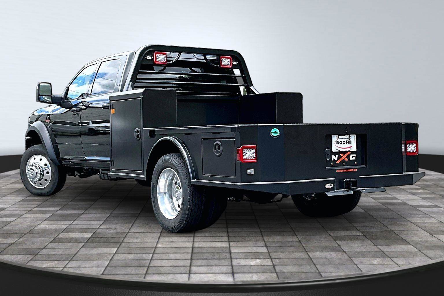 New 2026 RAM 4500 Tradesman AWD/4WD image 3