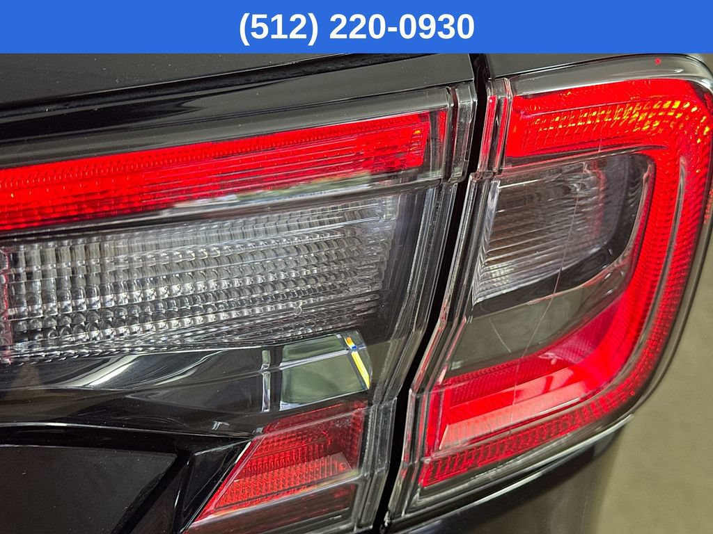 Certified 2025 Subaru Outback Premium AWD/4WD image 32