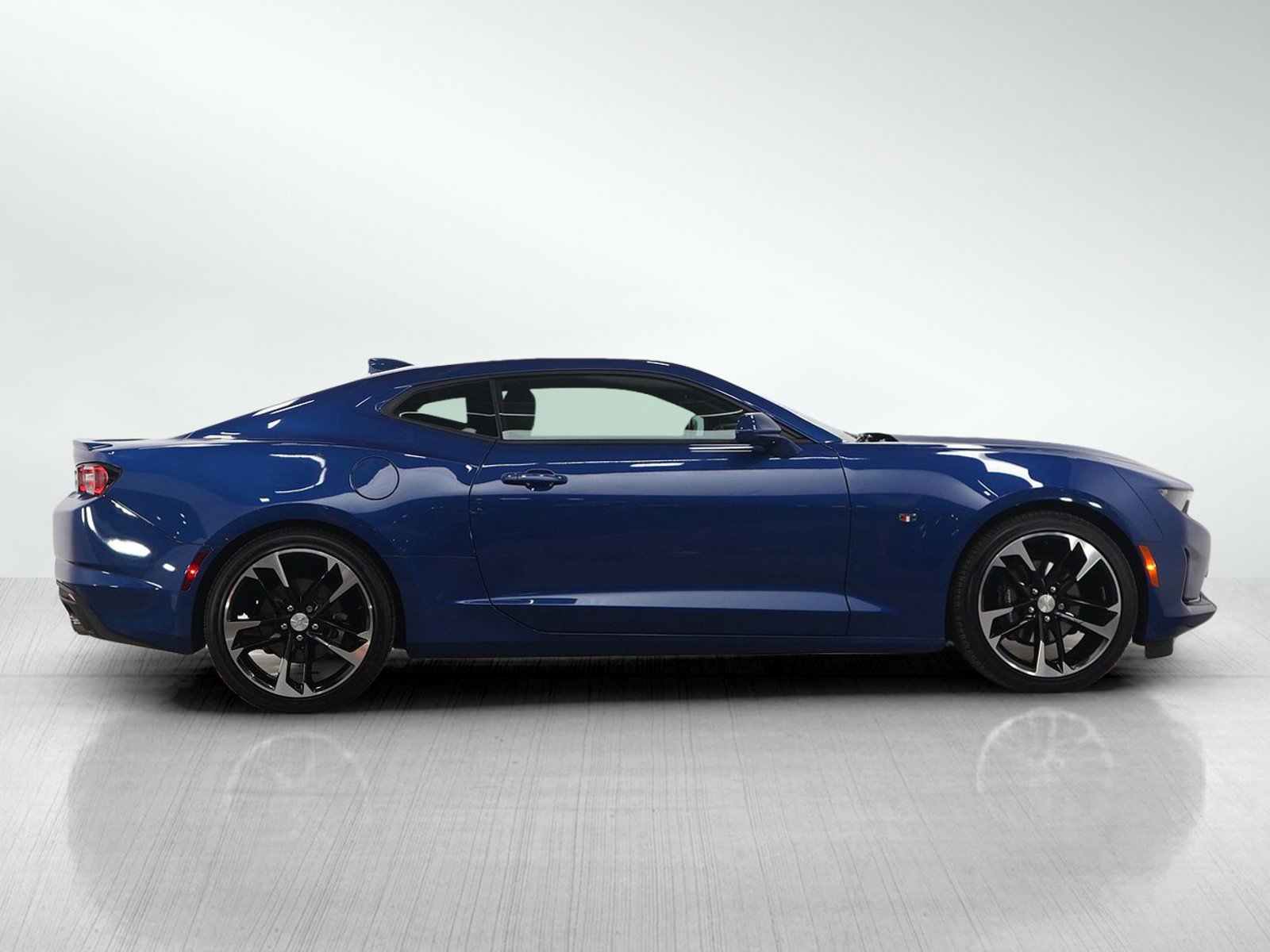 Used 2024 Chevrolet Camaro LT w/ RS Package image 6