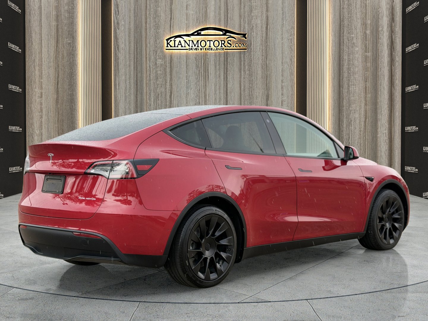 Used 2021 Tesla Model Y Long Range image 11