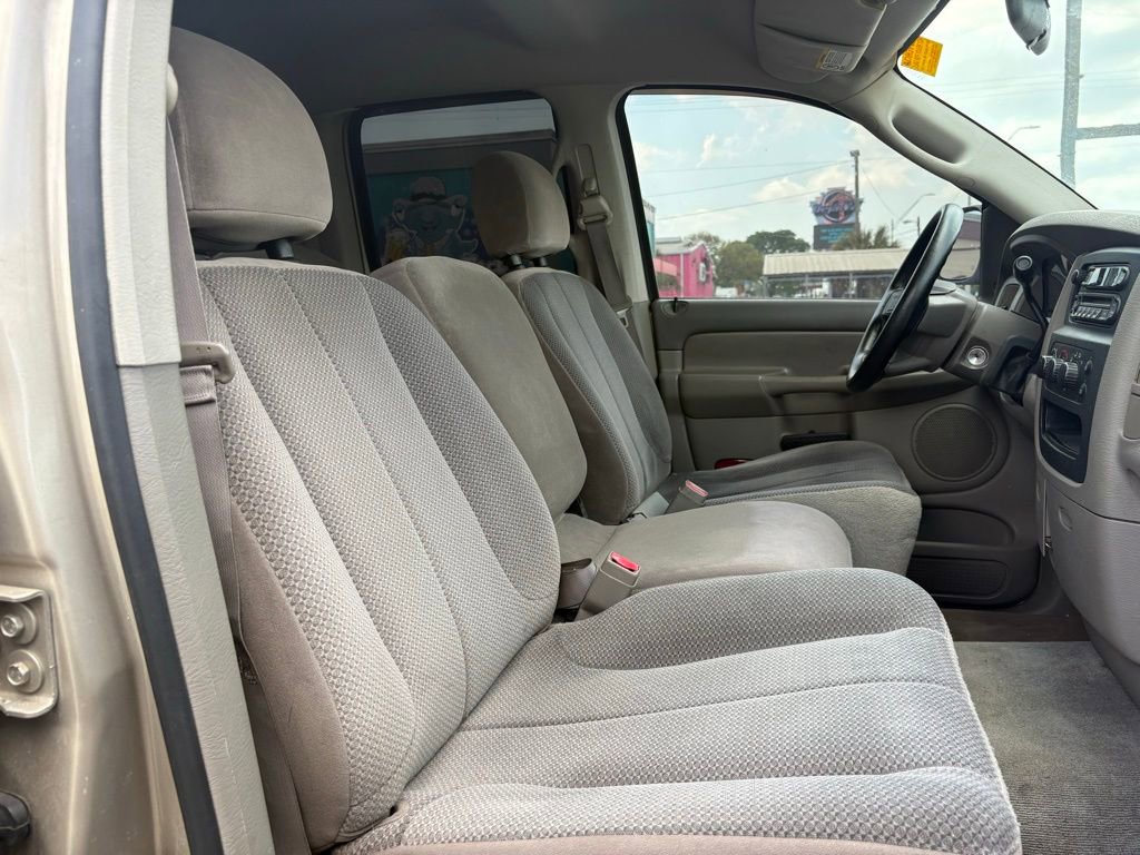 Used 2004 Dodge Ram 1500 Truck SLT image 14