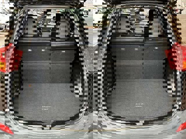 Used 2015 Toyota RAV4 Limited w/ Technology Package image 19