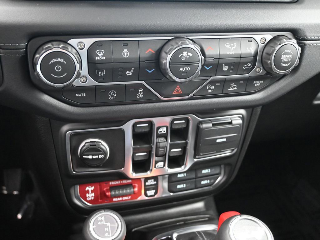 New 2026 Jeep Wrangler Sahara image 19