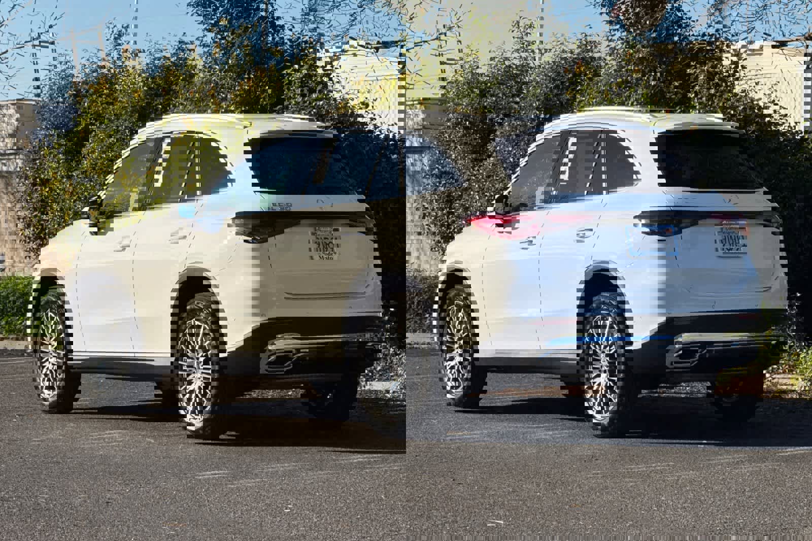 Certified 2026 Mercedes-Benz GLC 300 image 5