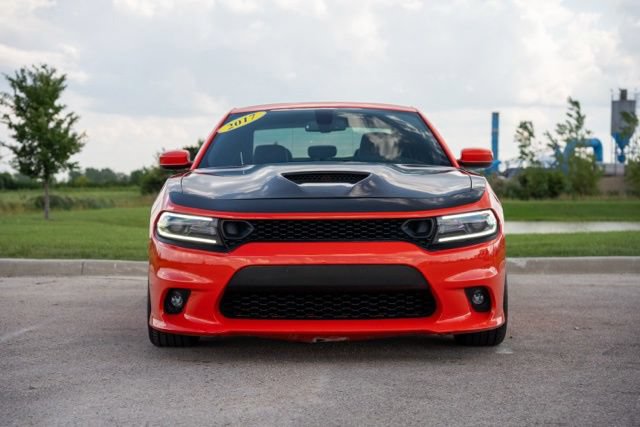 Used 2017 Dodge Charger R/T Scat Pack w/ Beats Audio Group RWD image 2