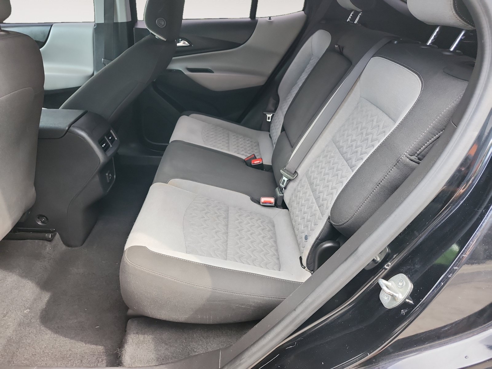 Used 2024 Chevrolet Equinox LS w/ Driver Confidence II Package FWD image 13
