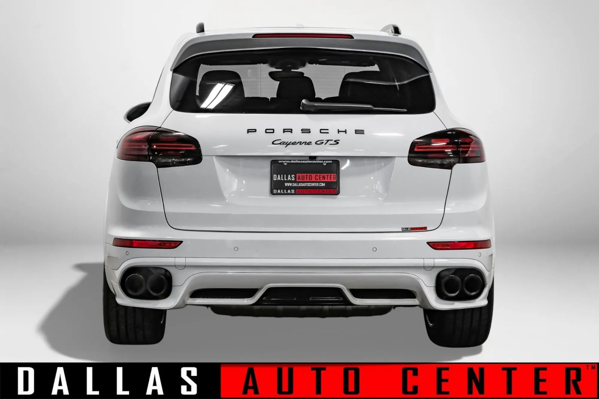 Used 2017 Porsche Cayenne GTS image 5
