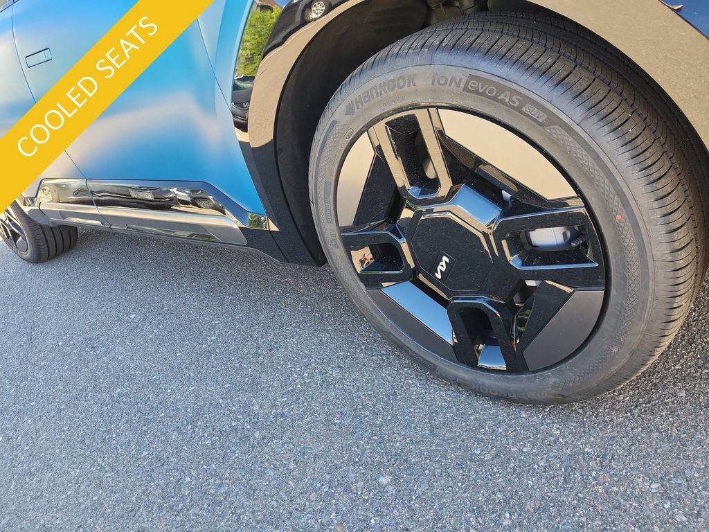 Certified 2024 Kia EV9 GT-Line AWD/4WD image 8