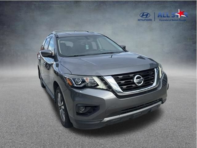 Used 2020 Nissan Pathfinder S FWD image 1