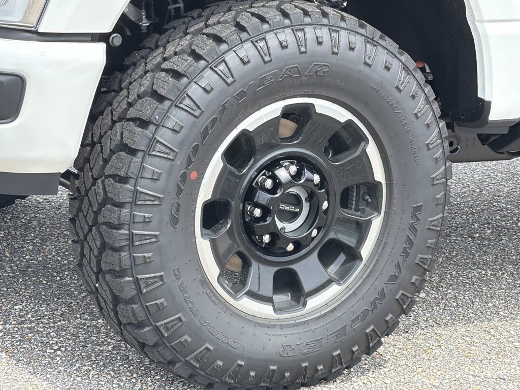 New 2026 Ford F250 Lariat w/ Tremor Off-Road Package AWD/4WD image 9