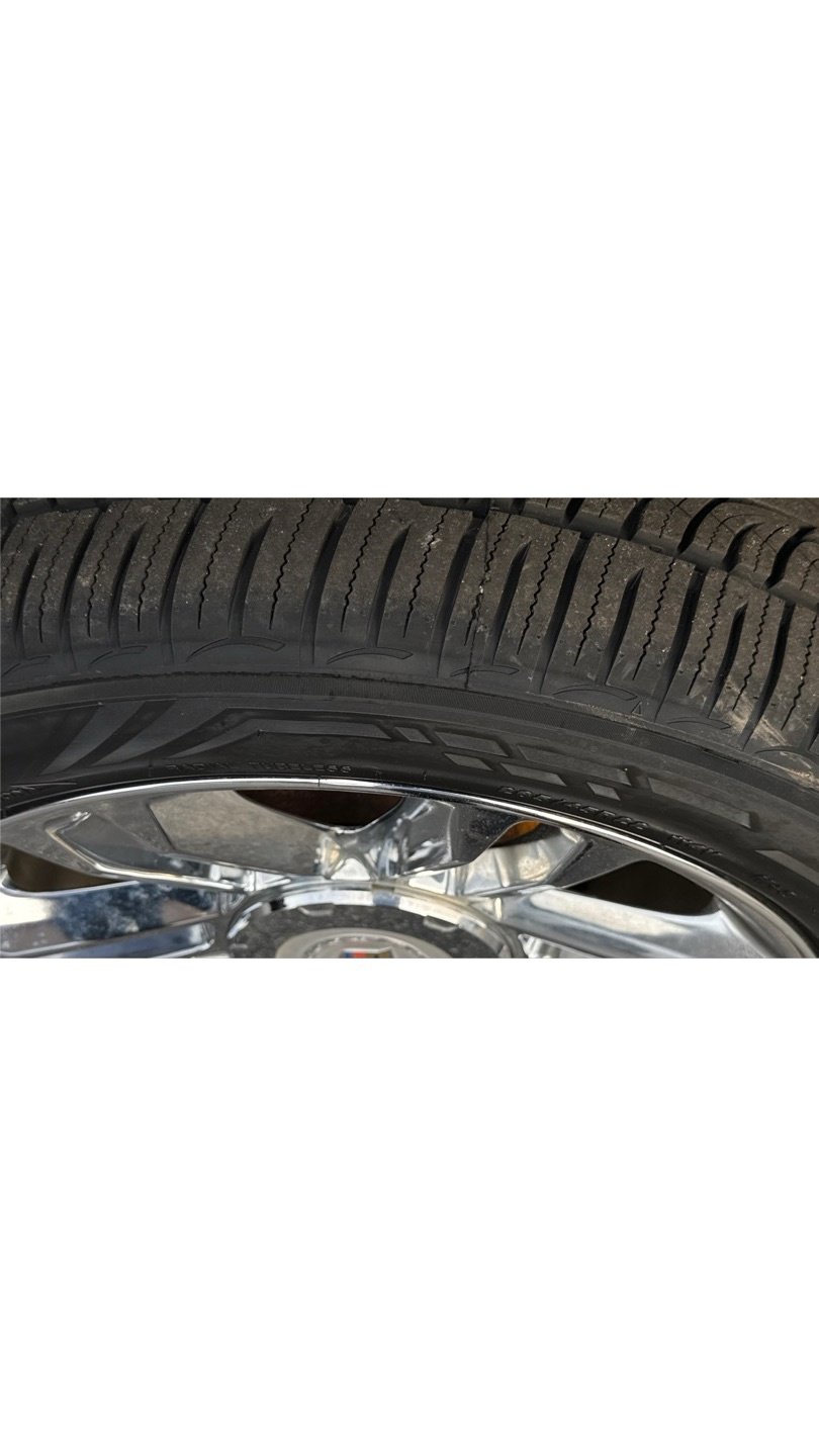 Used 2013 Cadillac Escalade Platinum AWD/4WD image 48