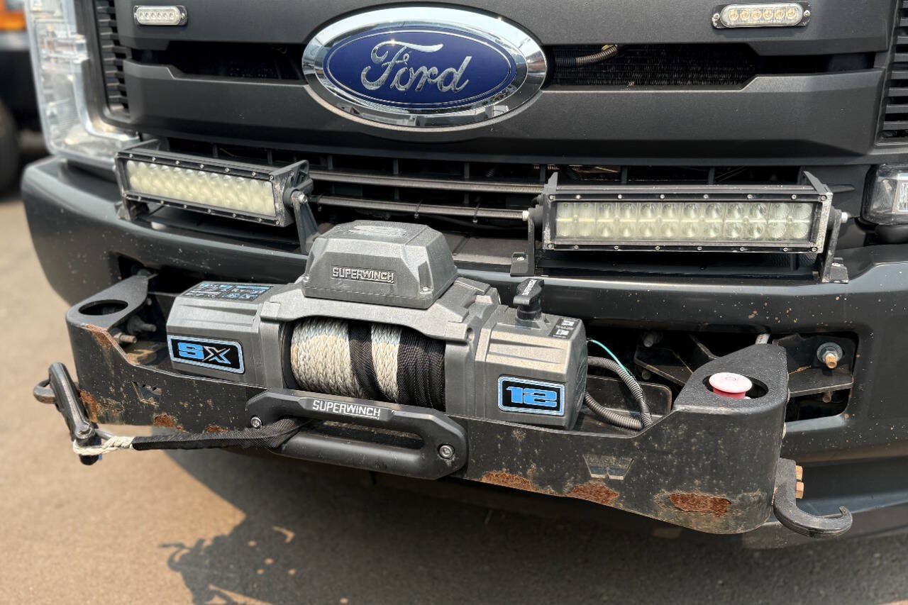 Used 2019 Ford F350 XL w/ Power Equipment Group AWD/4WD image 6