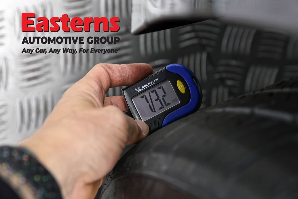 Used 2023 Land Rover Range Rover Velar R-Dynamic S AWD/4WD image 28