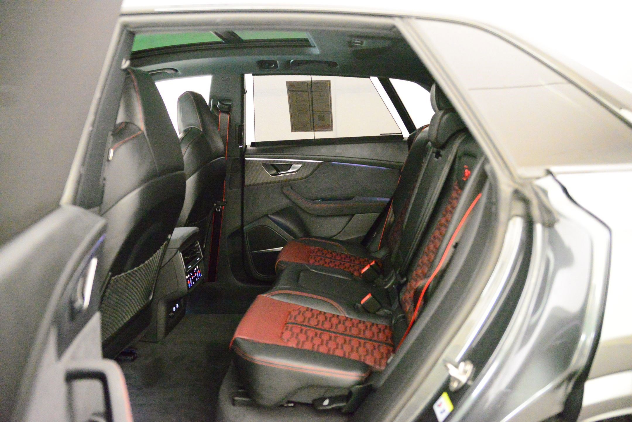 New 2026 Audi RS Q8 performance image 11