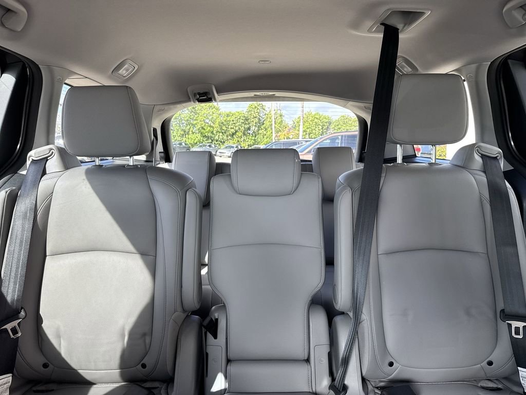 Used 2023 Honda Odyssey EX-L image 18