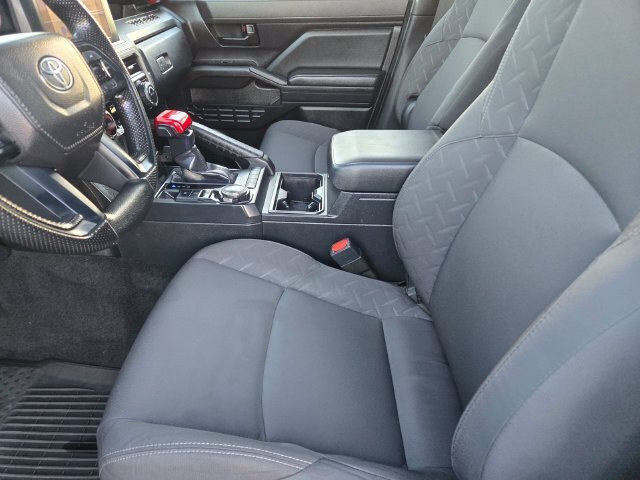 Used 2026 Toyota Tacoma SR AWD/4WD image 18
