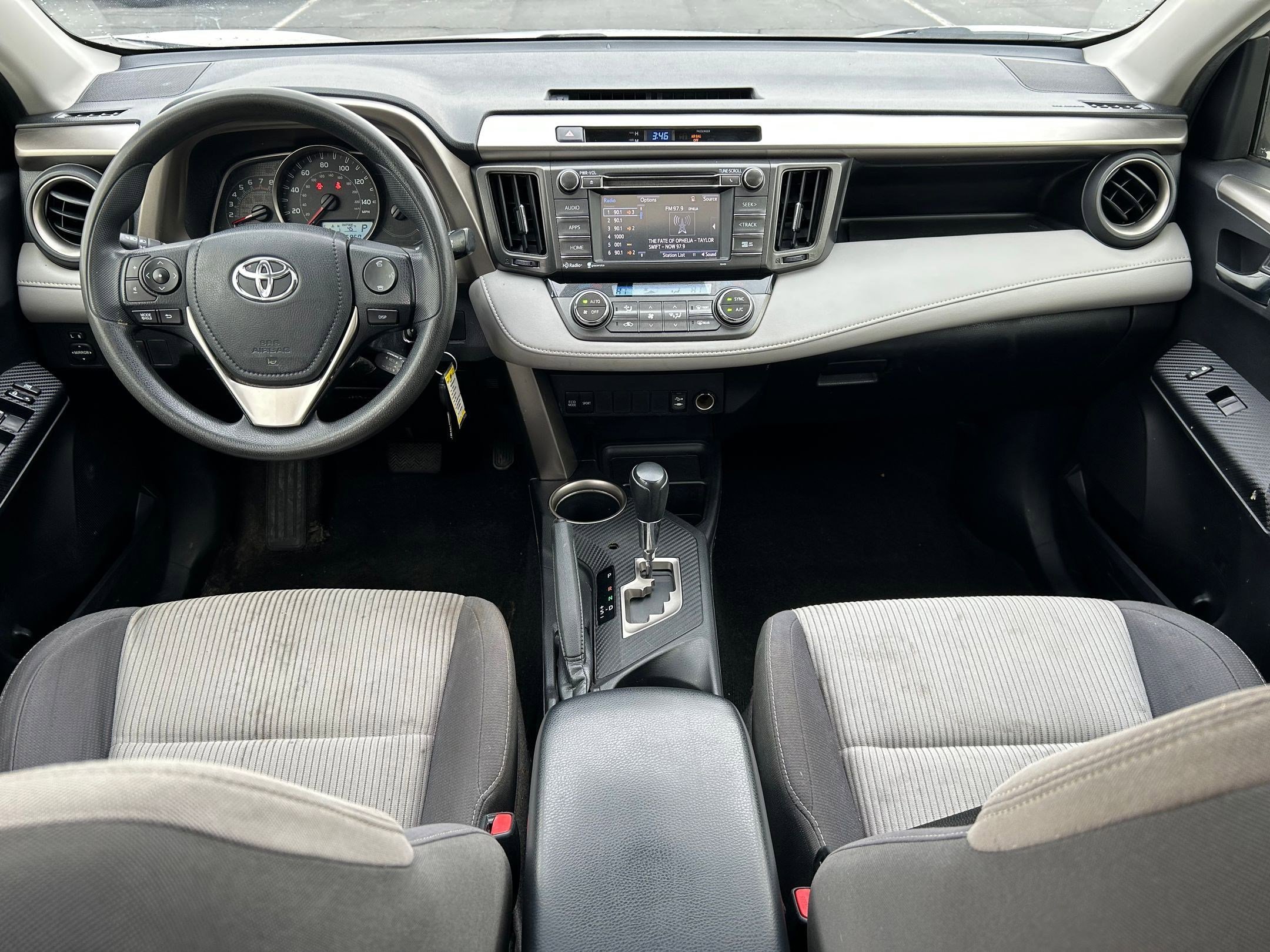 Used 2015 Toyota RAV4 XLE image 22